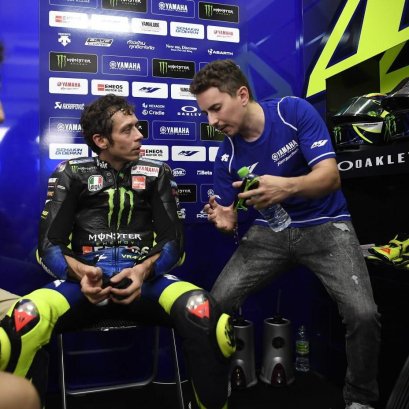 Petronas Yamaha SRT  "การจับคู่รอสซีและลอเรนโซ เป็นเรื่องยากมากแต่ก็น่าสนใจ!"