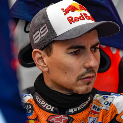 CEO ดอร์นา สปอร์ต เรียกร้องให้ 'ฆอร์เก ลอเรนโซ' รีบตัดสินใจเกี่ยวกับอนาคตของเขา