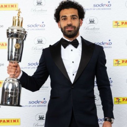 ส่องรอยยิ้มสุดน่ารักของนักเตะยอดเยี่ยม PFA คนล่าสุด 'โมฮาเหม็ด ซาลาห์'