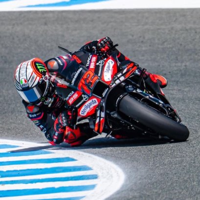 มาร์โก เบซเซคกี ควบ RS-GP คว้าชัย British Grand Prix 2025