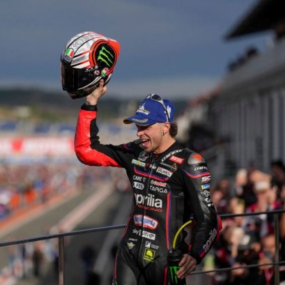 Aprilia เผยเรื่องสุดเซอร์ไพรส์ของ มาร์โก เบซเซคกี ใน MotoGP 2025