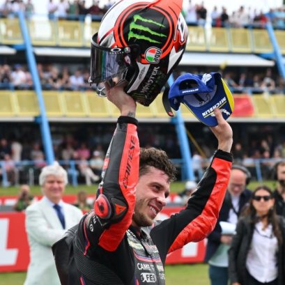 มาร์โก เบซเซคกี แฮปปี้คว้าดับเบิลโพเดียมที่แอสเซน