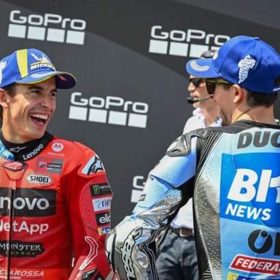 คุณพ่อเผย มาร์ก - อเล็กซ์ มาร์เกซ ทะเลาะกันแค่ 5 นาทีก็ดีกันแล้ว