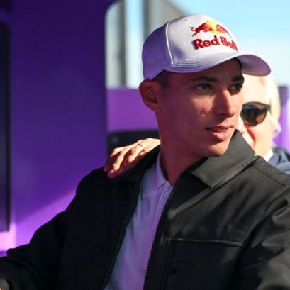 โทปรัค ราซกัตลิโอกลู กำลังปรับตัวกับความโด่งดังที่พุ่งไม่หยุดในตุรกี