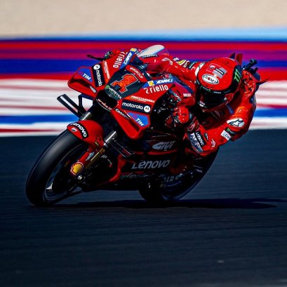 เจอแล้ว! ความผิดปกติของรถแข่ง Ducati เป็กโก้เช็คถึงตี 3!