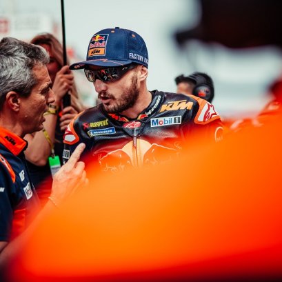 'แจ็ค มิลเลอร์' รับ มีโอกาสเสียที่นั่งให้ 'มาร์ก มาร์เกซ' ใน MotoGP 2025!