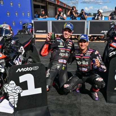 Aprilia เริ่มหนักใจ เมื่อนักบิดในทีมระเบิดฟอร์มแรงทั้งคู่!