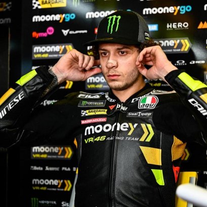 'รอสซี' มั่นใจ 'เบซเซคกี' ไฟท์ชิงแชมป์โลกได้ในฤดูกาลนี้!