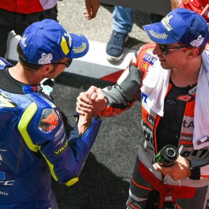 'ลอเรนโซ' เผยความสัมพันธ์ของเขากับ 'รอสซี' ตอนนี้ดีขึ้นมาก