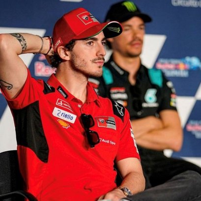 "ที่นี่คือสนามโปรดของผม" เป็กโก้ เจ้าของรอยสัก 'TT Circuit Assen' ที่แขนขวา