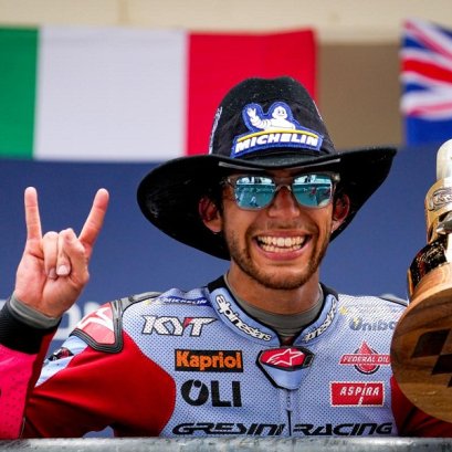 อิเนีย บาสเตียนินี ไม่ได้รู้สึกว่ารถของเขาด้อยกว่ารถทีมโรงงาน