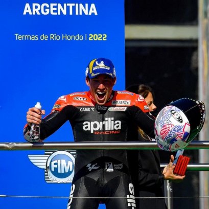 'อเล็กซ์ เอสปาร์กาโร' แนะรุ่นน้องอย่ามองข้าม Aprilia