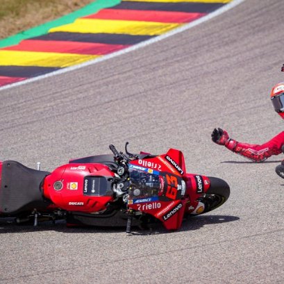 เป็กโก้ เซ็ง! ยังหาสาเหตุการล้มที่ซัคเซนริงไม่ได้!