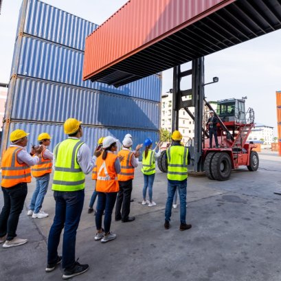 อบรมเครน 4 ผู้ ต่างจากปั้นจั่นอย่างไร? ใครบ้างที่ต้องผ่านการฝึก