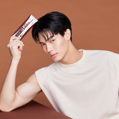‘วิน-เมธวิน’ อวดหุ่นลีน กล้ามเป็นมัดๆ ในงานหนังโฆษณา "โกโก้ HERSHEY’S Let’s Move"  