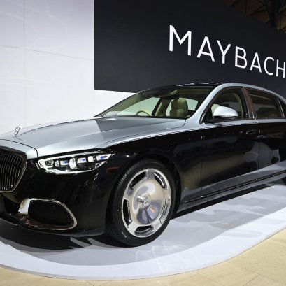 เปิดราคา "Mercedes-Maybach S 580 e" รุ่นประกอบในไทย ตัวถังสีทูโทน 11.2 ล้านบาท