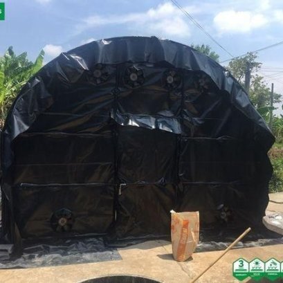 พลาสติกสีดำ LDPE นอกจาการใช้งานพลาสติกปูบ่อดิน