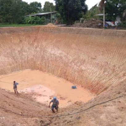 การขุดบ่อเพื่อกักเก็บน้ำในแต่ละครั้งนั้น ทุกคนก็หวังไว้ว่า