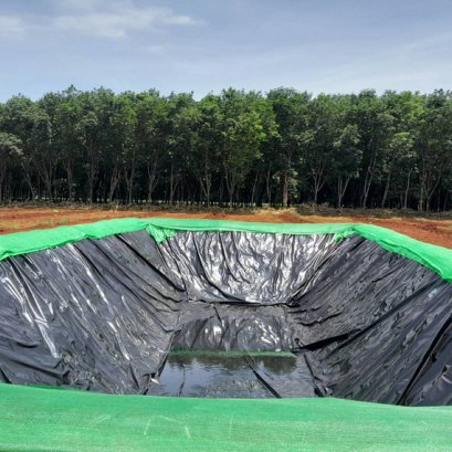 บ่อพักน้ำเพื่อใช้งานสำหรับสวนทุเรียน อำเภอกันทรลักษ์