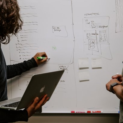 ไวท์บอร์ดแม่เหล็กยาง ใช้งานสะดวกได้ทุกที่