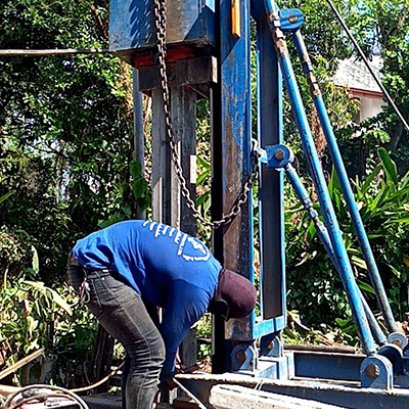 ผลงานตอกเสาเข็มไมโครไพล์ (micropile i18) ตอกเสาเข็มต่อเติมทำรั้ว ไซด์งานตลิ่งชัน 