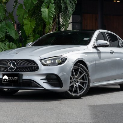Mercedes-Benz E300e AMG Dynamic