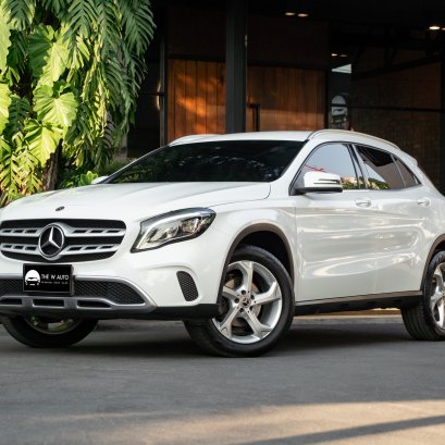 BENZ GLA200 Urban Facelift  ปี 2019