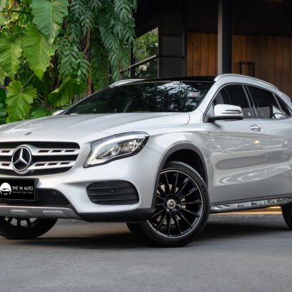 BENZ GLA250 AMG Dynamic