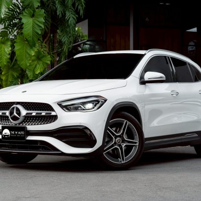 Mercedes-Benz GLA200 AMG Dynamic