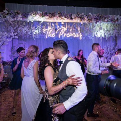 เช่าเครื่องเสียง เช่าไฟแสงสีให้ตรงกับธีมงาน