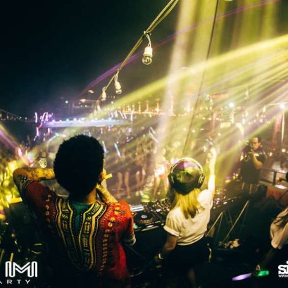 ไฟสวย เครื่องเสียงดังฟังเพราะ และต้องปลอดภัยด้วยนะครับ