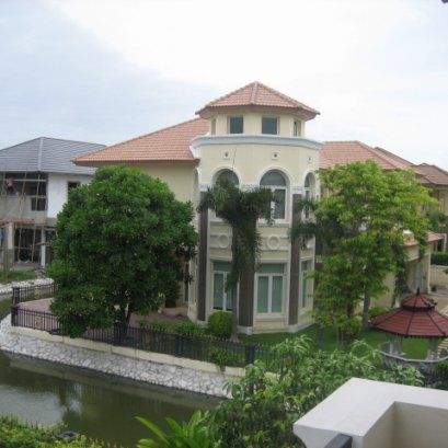 หมู่บ้าน เดอะแกรนด์ พระราม2