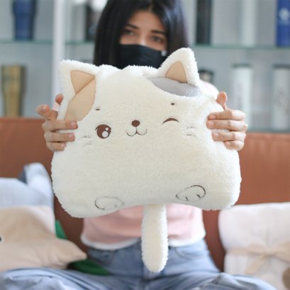 ผ้าห่มทรงตุ๊กตานุ่มสบาย พร้อมสกรีนโลโก้บริษัท ดีไซน์สร้างสรรค์ อบอุ่น น่ากอด เหมาะสำหรับองค์กรที่ต้องการความโดดเด่น