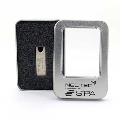 กล่องโลหะสำหรับใส่แฟลชไดร์ฟเกรดพรีเมี่ยม สั่งผลิตพร้อมสลักหรือพิมพ์โลโก้บริษัท ของที่ระลึกสำหรับบริษัทที่ต้องการมอบชุดของขวัญที่มีระดับ