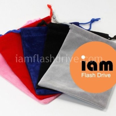 แฟลชไดร์ฟการ์ดพรีเมี่ยม พร้อมทำโลโก้บริษัท ดีไซน์บางเฉียบ น้ำหนักเบา พกพาสะดวก เหมาะสำหรับเป็นของขวัญองค์กรที่ทันสมัย