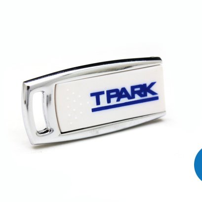 แฟลชไดร์ฟโลหะพรีเมี่ยม คุณภาพสูง สั่งผลิตพร้อมสกรีนหรือเลเซอร์โลโก้บริษัท ขนาดเล็ก พกพาสะดวก เหมาะสำหรับเป็นของที่ระลึกที่ทันสมัยและมีประโยชน์