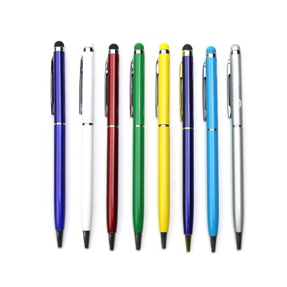 ปากกาพลาสติกพรีเมี่ยมดีไซน์ แสดงให้เห็นถึงรูปทรงที่สวยงามและทันสมัย