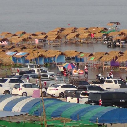 มุกดาหารเปิดหาดมโนภิรมย์ "ทะเลอีสาน"รับนักท่องเที่ยวคลายร้อน