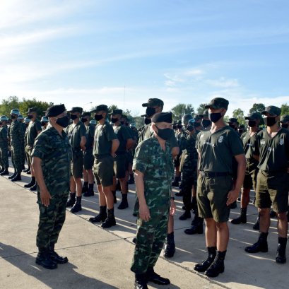 "ผบ.พล.ร.9"เมืองกาญจน์ฯปธ.พิธีต้อนรับทหารใหม่