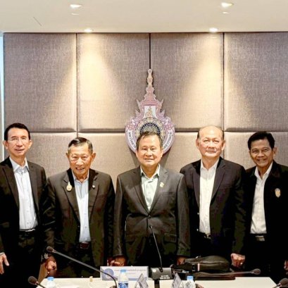 "มทร.สุวรรณภูมิ"เจ๋ง"สร้างชุดวิชา 'ความรู้สู่ความสำเร็จ"คู่มือปฏิบัติงานหลังเรียนจบ 