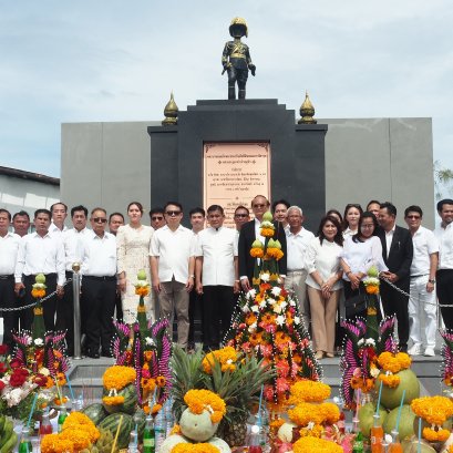 "นายกสุนทร"วางศิลาฤกษ์ สนามกีฬา อบจ.สมุทรปราการ 