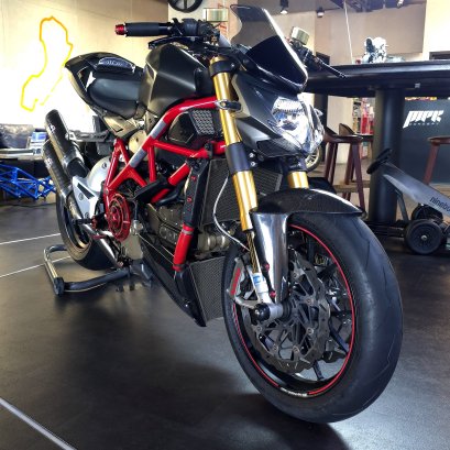 ของแต่ง motocorse rizoma brembo ซื้อขายรถ บิ๊กไบค์ bigbike superbike used bike motorcycle ducati streefighter 1098s sf รถดูคาติมือสอง ราคาถูก brembo เบรมโบ้โลโก้แดงเบรค คลัช sale ท่อเทอมิ termignoni 