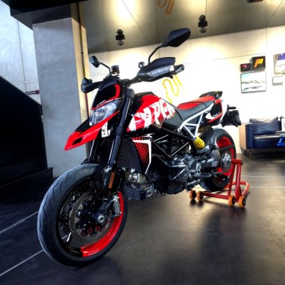 ducati Hypermotard 950 rve ซื้อขายรถดูคาติมือสอง ราคาถูก ผ่อนถูก ผ่อนน้อย  sale bike mpkconcept ของแต่งรถ ทำประกันรถ อะไหล่