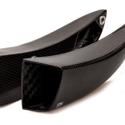 ZA701K_GP_DUCTS_Front_brake_cooling_system_cnc_racing_ตัวดักลมคาร์บอนของแต่งรถ_ducati_panigale_v4_monster_937_1199_streetfighter_v4s_diavel กันรอย