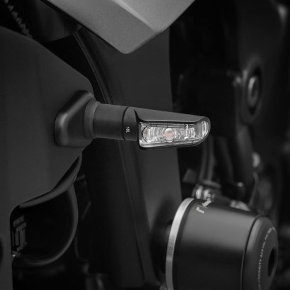 rizoma_Leggera_TS120B_FR120B ไฟเลี้ยวริโซม่า ducati panigale v4 v2 sfv4 m937 hypermotard 950rve 698 rninet r12s r12ninet xadv 750 s1000rr