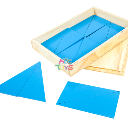 ชุดสามเหลี่ยมสีฟ้า