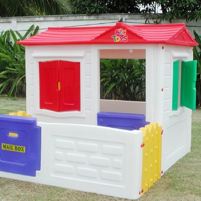 บ้านคุณหนู 2 พร้อมรั้ว ขนาด 137*172*128 ซม. 