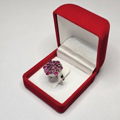 แหวนพลอยแท้ทับทิมพม่าประดับเพชรแท้