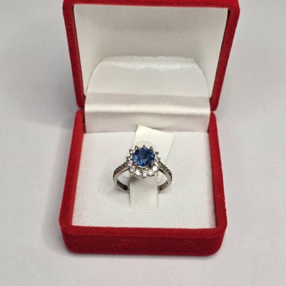 แหวนพลอยแท้ไพลิน