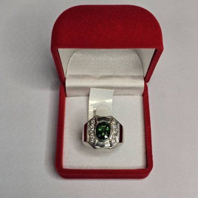 แหวนพลอยแท้กรีนการ์เนท